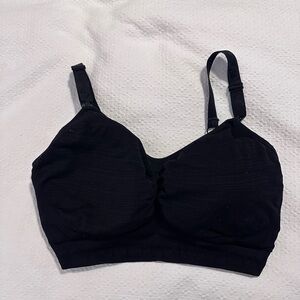 Kindred Bravely Super Busty Hands Free Pumping and Nursing Bra